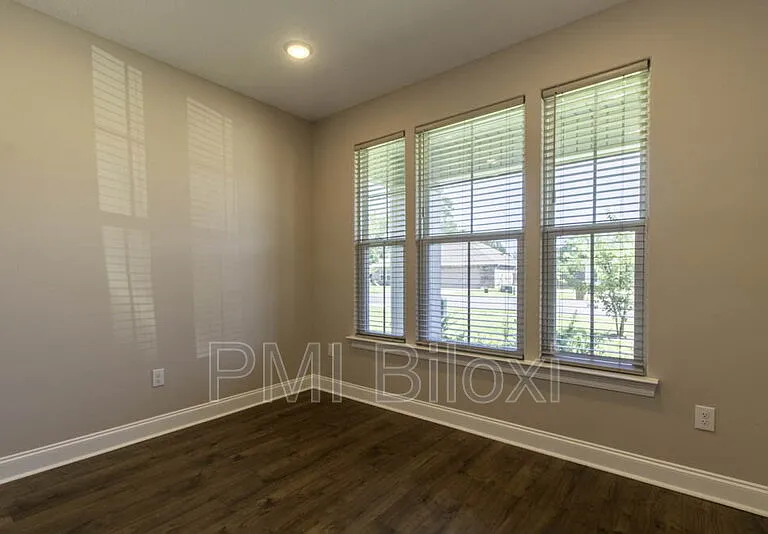 16982 W Landon Green Dr — Photo 14