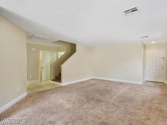 3rd image of 11013 Mezzana St