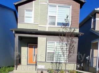 472 Edgemont Dr NW, Edmonton, AB T6M 1J8