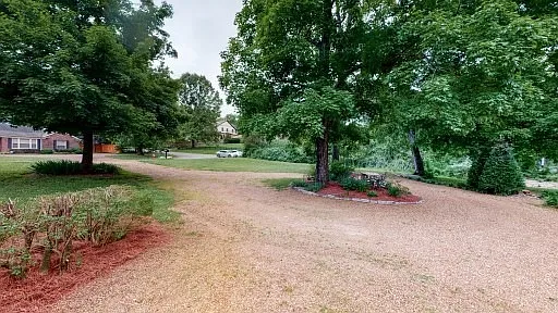2876 Sugartree Rd — Photo 28