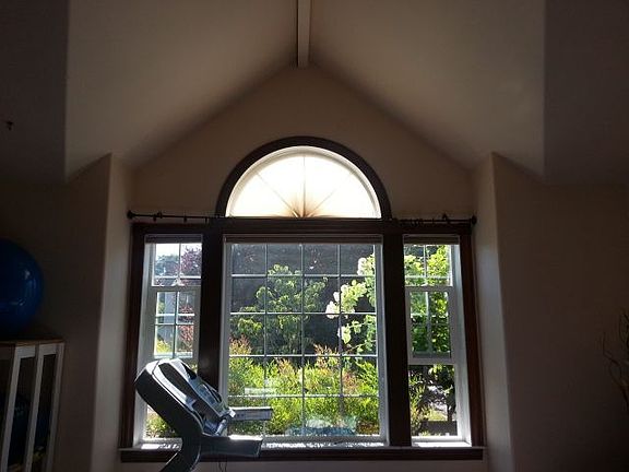 Living room bay windows