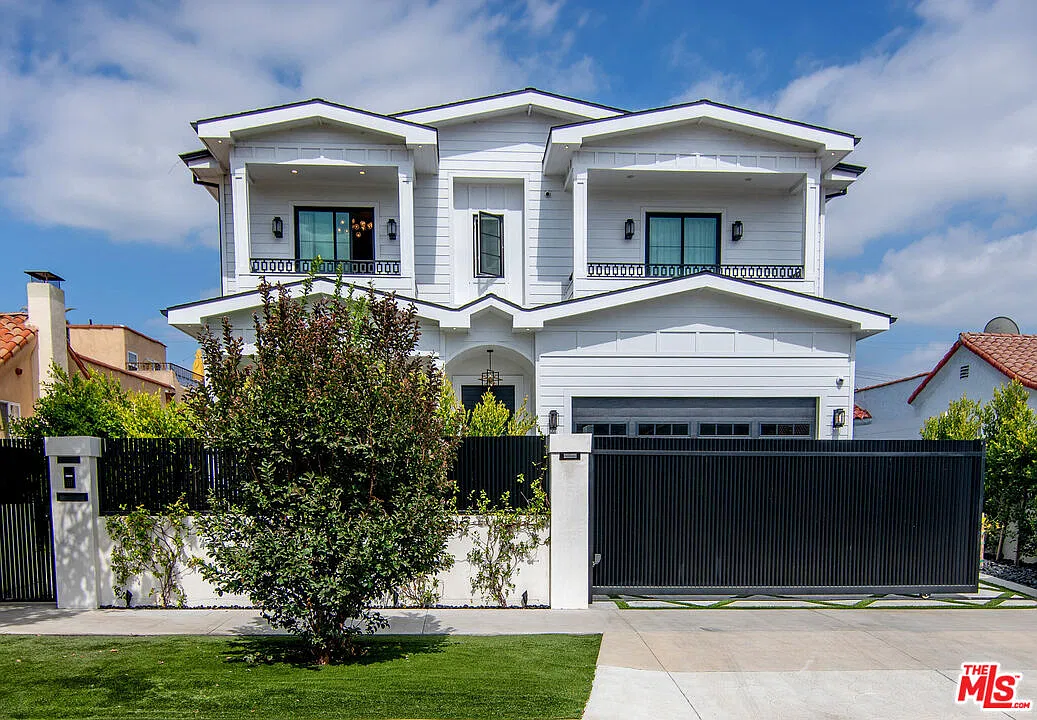 5 bed, 5.5 bath, $30,000 — Photo 2