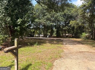 414 N Lake Dr, Perry, GA 31069