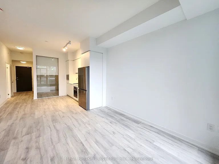 8 Olympic Garden Dr #S622 — Photo 4