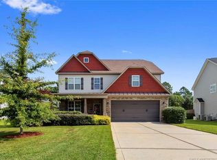 1096 Ronald Reagan Dr, Fayetteville, NC 28311