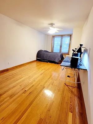 Rented by Corcoran | media 14