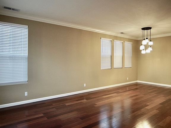 3rd image of 778 Canoas Creek Cir
