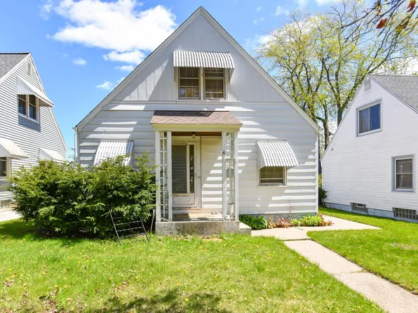 3716 S 19th STREET, Milwaukee, WI 53221
