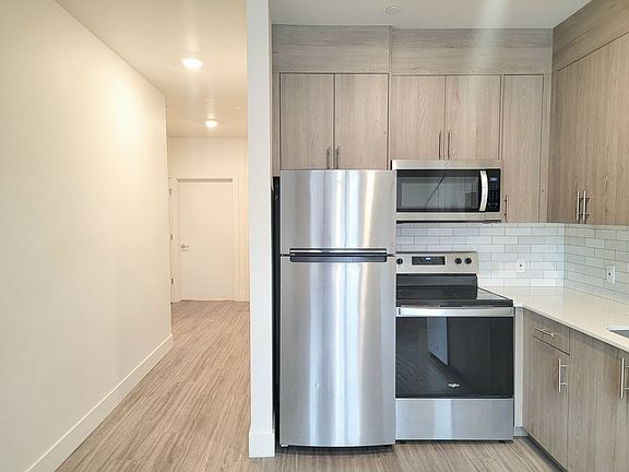 3rd image of 7240 N Saint Louis Ave #102