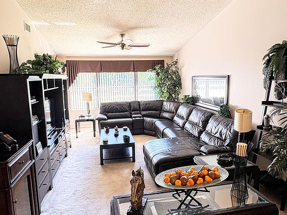 4th image of 4712 E LUCERNE LAKES Boulevard E #203
