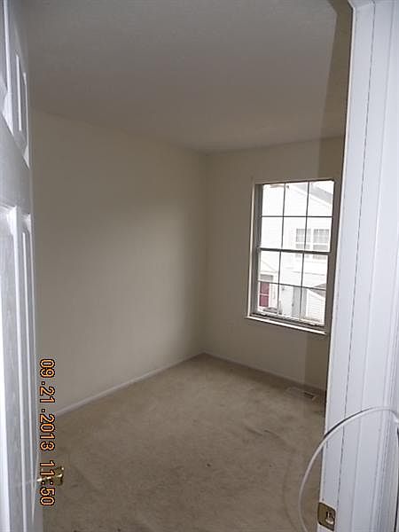 2nd image of 11414 Honeysuckle Ct Unit 8-5
