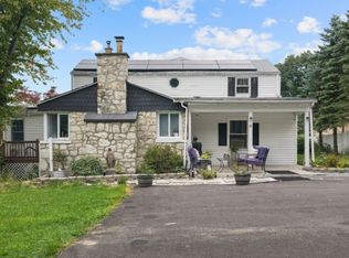 49 Hillcrest Dr, Great Meadows, NJ 07838