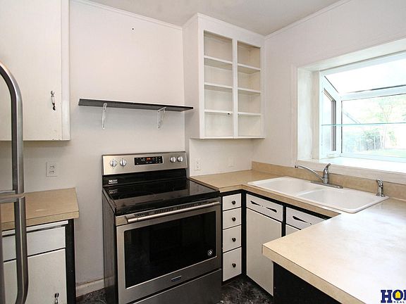 5th image of 3534 B St
