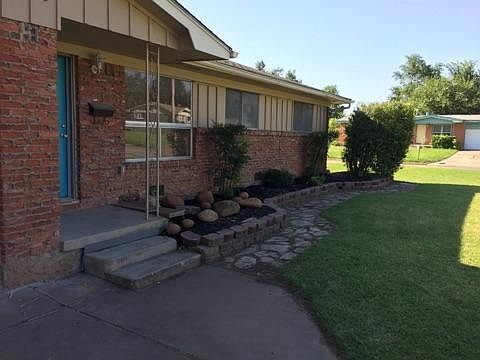 1st image of 1901 NW 45th St