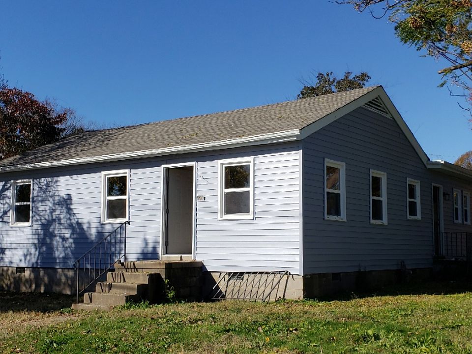 1st image of 1506 N 26th St
