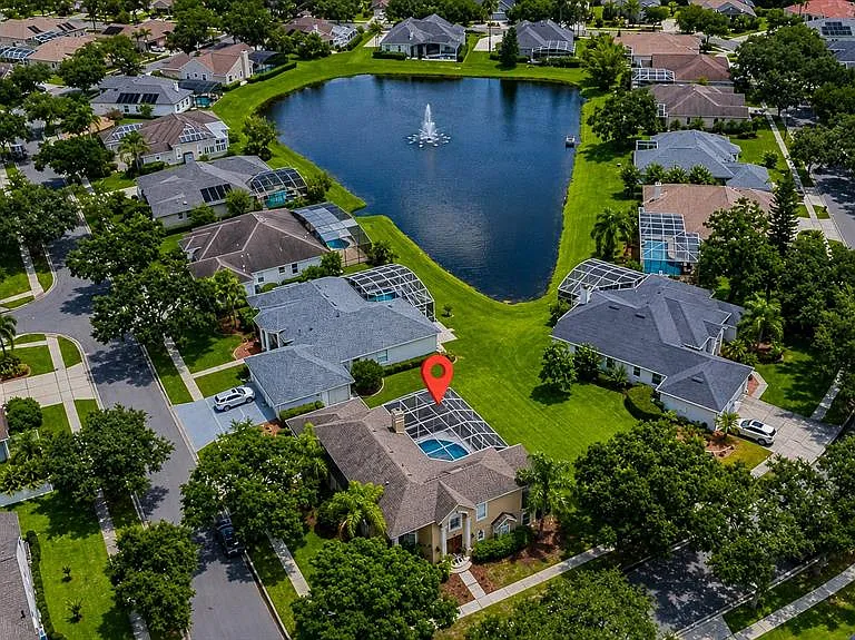 357 Fairway Pointe Cir — Photo 43