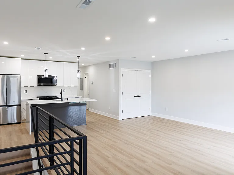 9176 Frankford Ave #2 — Photo 7