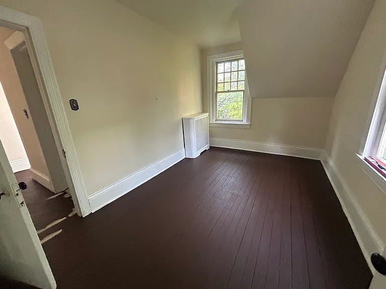 7303 Mountain Ave — Photo 2