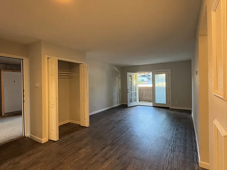 1543 Babcock Rd — Photo 45