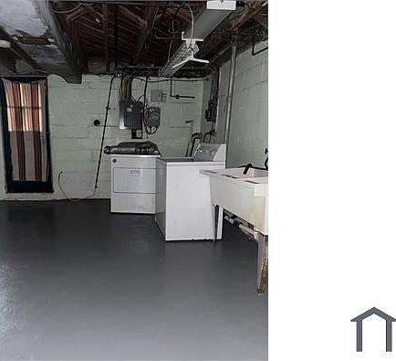 5th image of 8627 Black Oak Rd