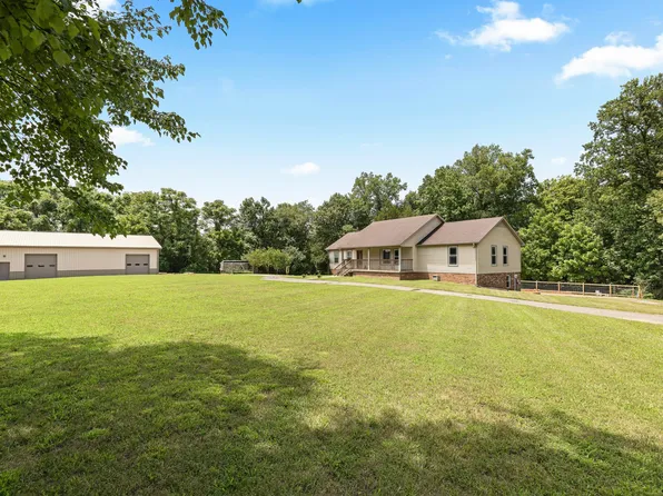 3550 John Taylor Rd, Woodlawn, TN 37191