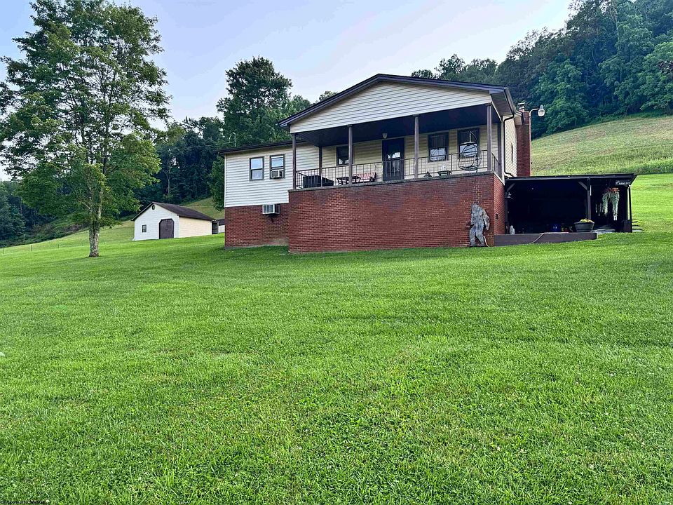 1st image of 835 Morgantown Ave