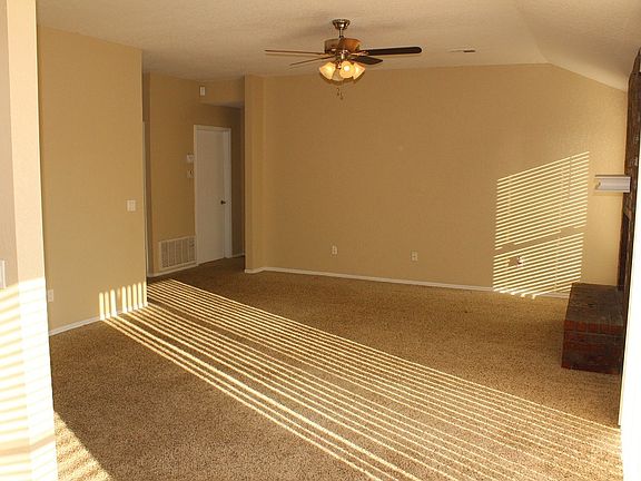 2nd image of 3812 Teresa Dr