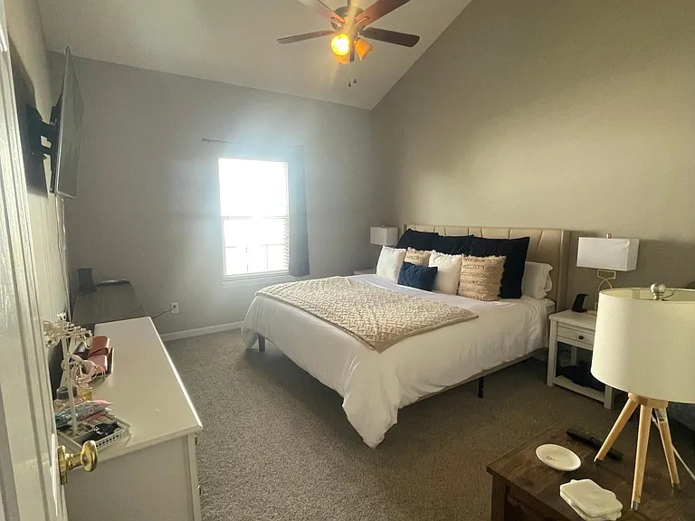 14302 Spring Creek Ln — Photo 6