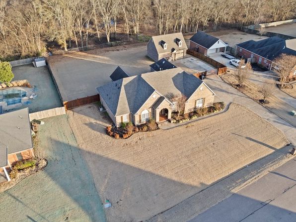 613 Big Lake Rd, Marion, AR 72364