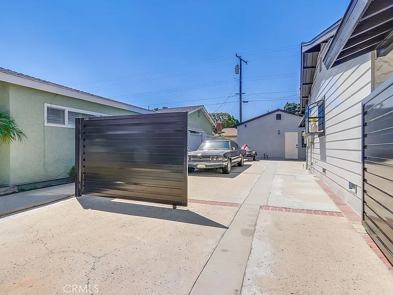 1260 E Turin Ave #B — Photo 12