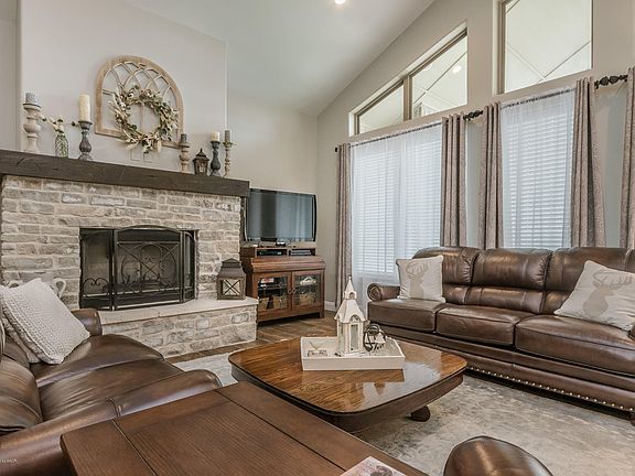 5th image of 20371 Firefly Ln