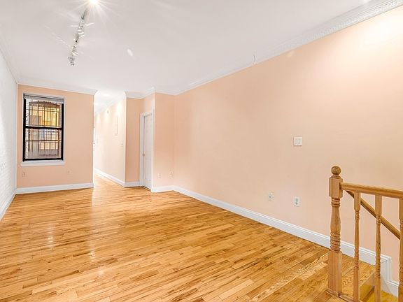 3rd image of 104 E 98th St APT 1A