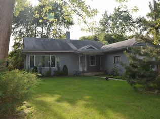 2S440 Riverside Ave, Warrenville, IL 60555