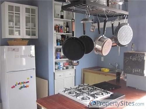 5th image of 345 Daisy Ave