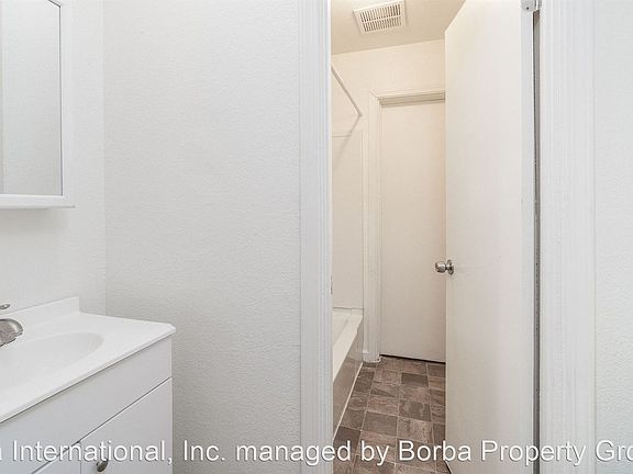 4th image of 82435 Requa Ave APT 46