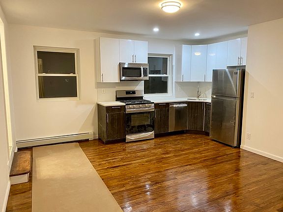 2nd image of 1292 Rockaway Pkwy Floor 2