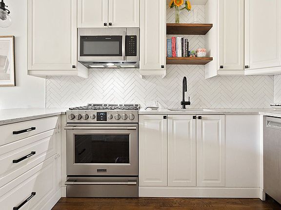 5th image of 221 5th Ave APT 3B
