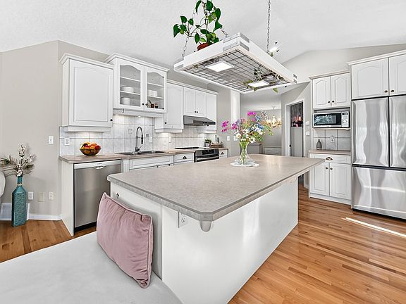 2nd image of 4210 37th Ave NW