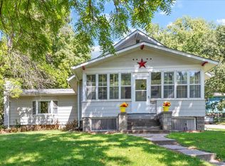 230 Linden Ave, Council Bluffs, IA 51503