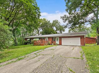 800 Forest Ave, Elgin, IL 60120