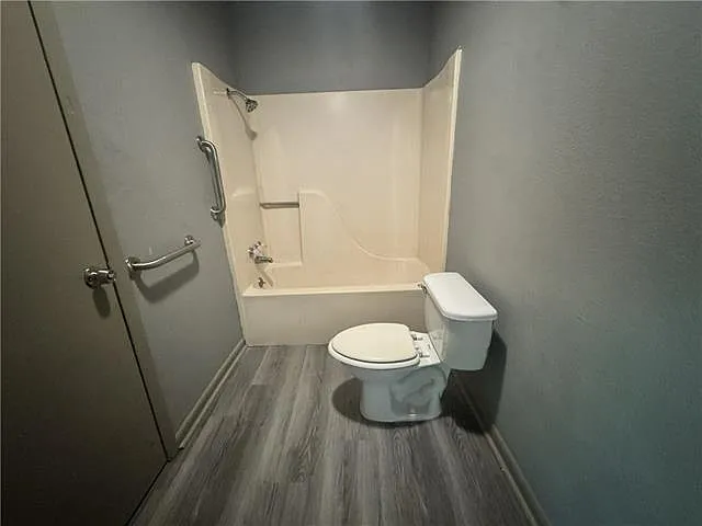 105 Wells Dr — Photo 11
