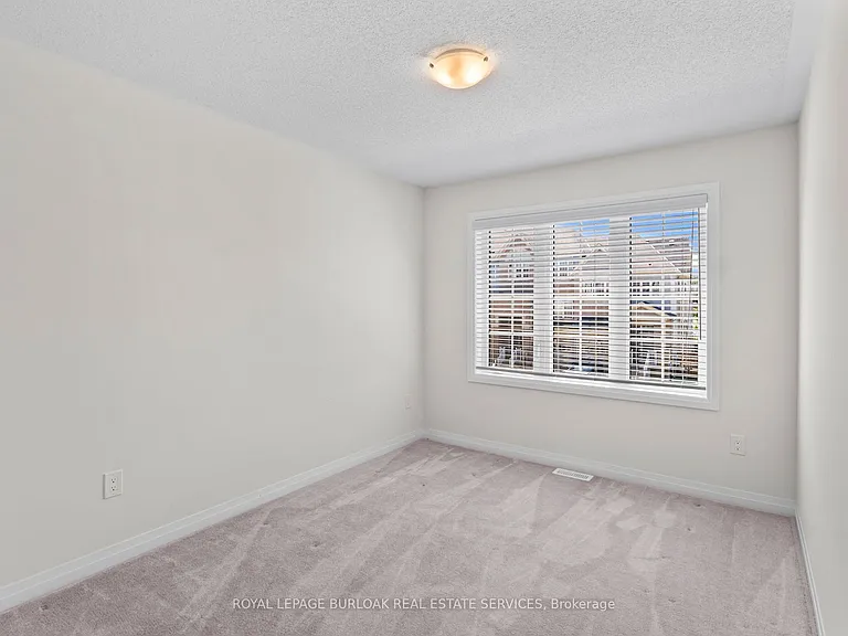 4042 Maitland St — Photo 16