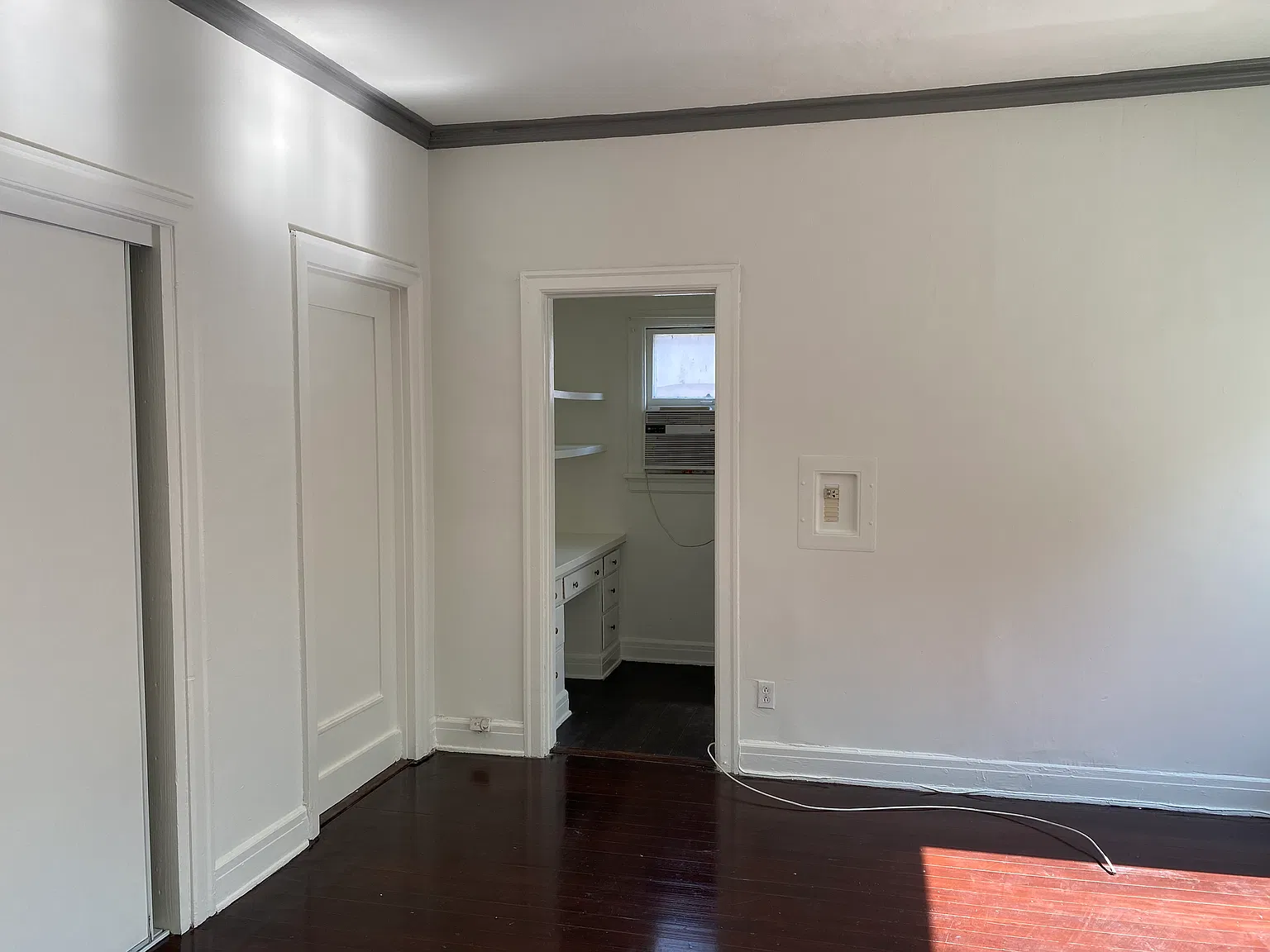 Studio, 350 sqft, $1,300 — Photo 4