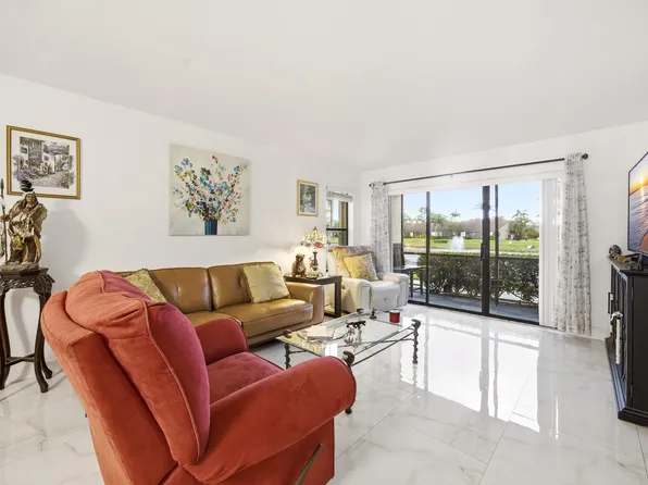 722 Sunny Pine Way #B1, Greenacres, FL 33415