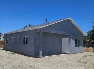 710 E Whittier Ave, Hemet, CA 92543