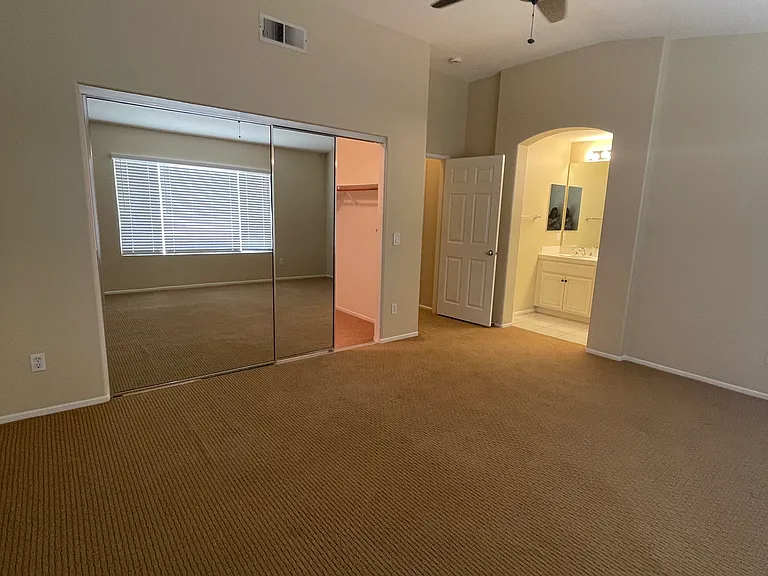 20450 Herbshey Cir — Photo 28