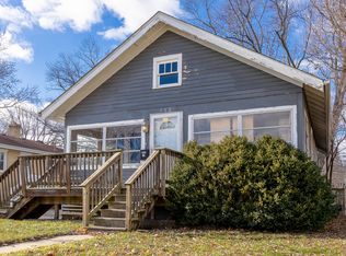 112 N Crest Ave, Bartlett, IL 60103