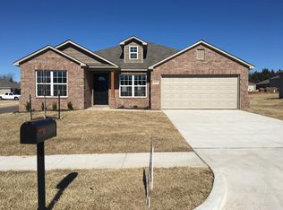 1121 Onyx St, Noble, OK 73068