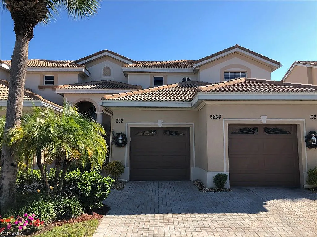 3 bed, 2.0 bath, 1727 sqft, $4,500 — Photo 1