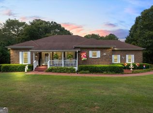 580 Locust Rd, Locust Grove, GA 30248
